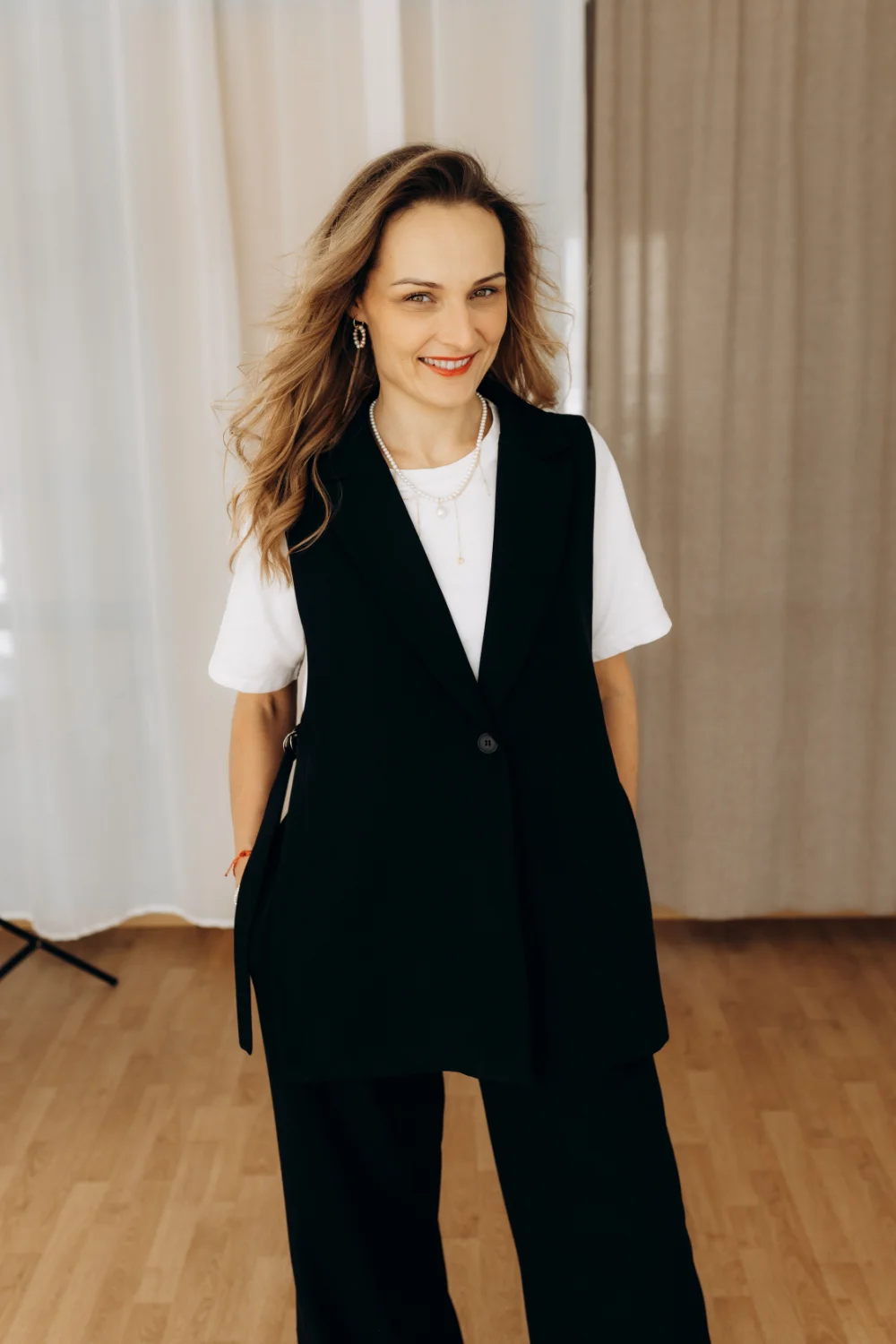 Melna veste