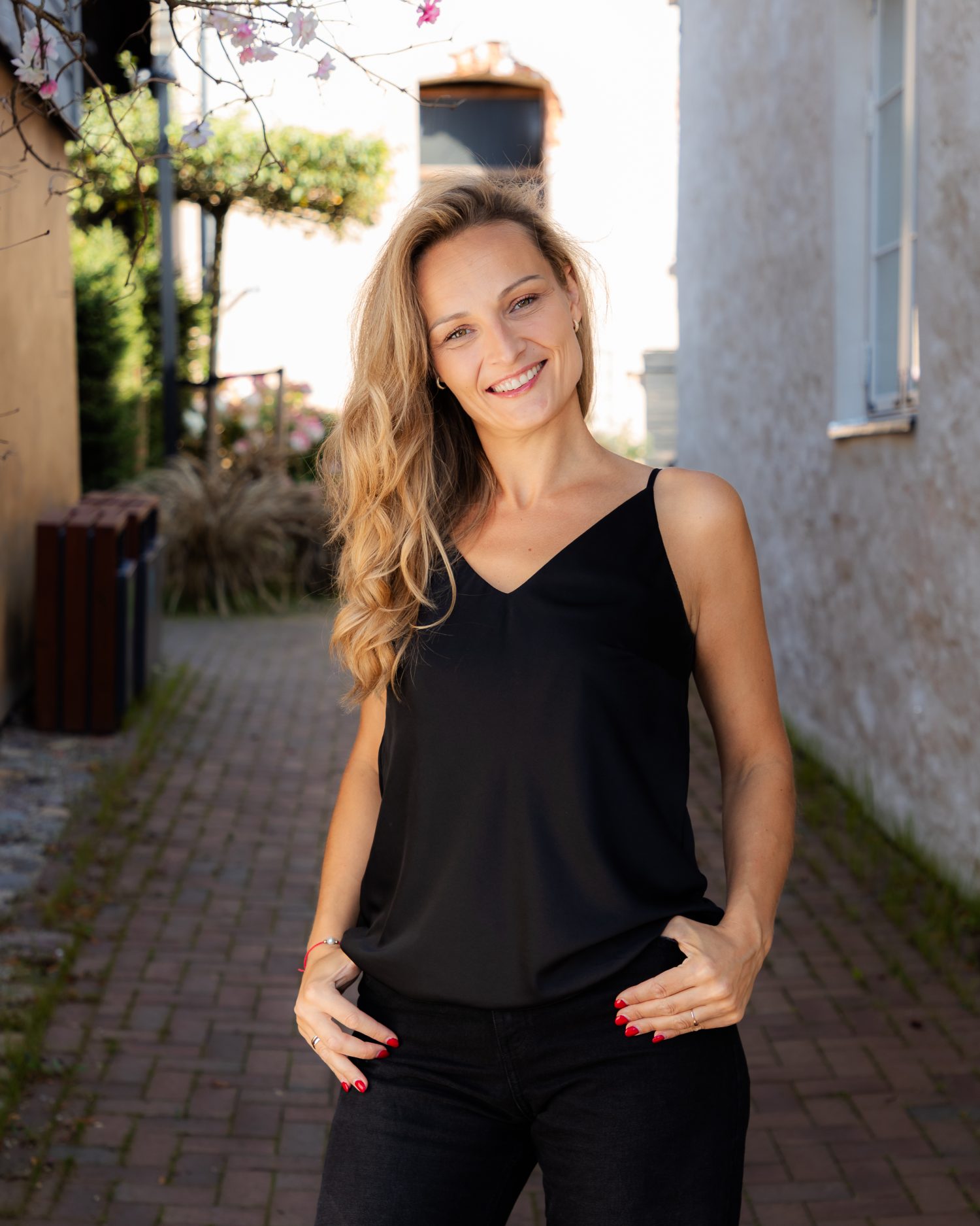 Satīna slip tops